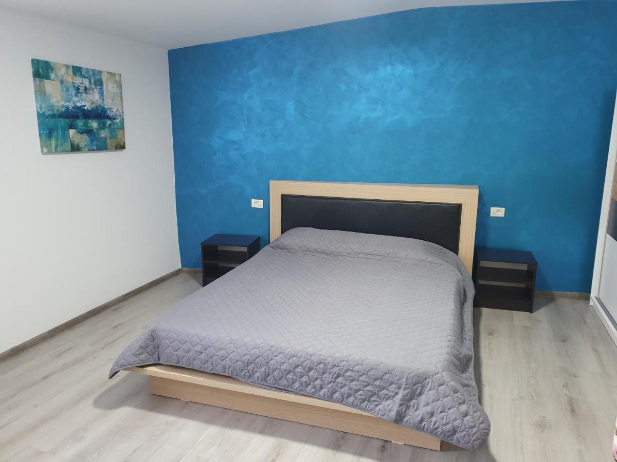 Apartament Negris Bîrlad Exterior foto